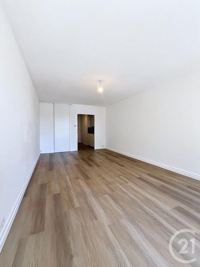 Appartement F1 &agrave; louer - 1 pi&egrave;ce - 32,50 m2 - Orleans - 45 - CENTRE