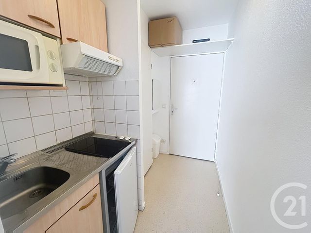Appartement F1 &agrave; louer - 1 pi&egrave;ce - 17,15 m2 - Orleans - 45 - CENTRE
