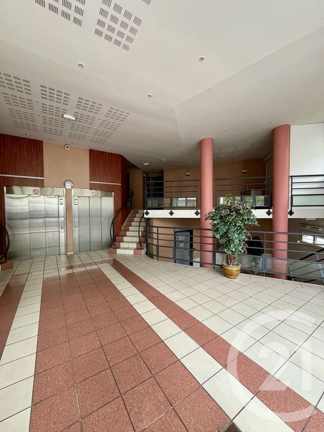 Appartement F1 &agrave; louer - 1 pi&egrave;ce - 17,15 m2 - Orleans - 45 - CENTRE