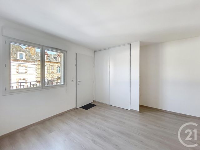 Appartement F3 &agrave; louer - 3 pi&egrave;ces - 66,70 m2 - Orleans - 45 - CENTRE