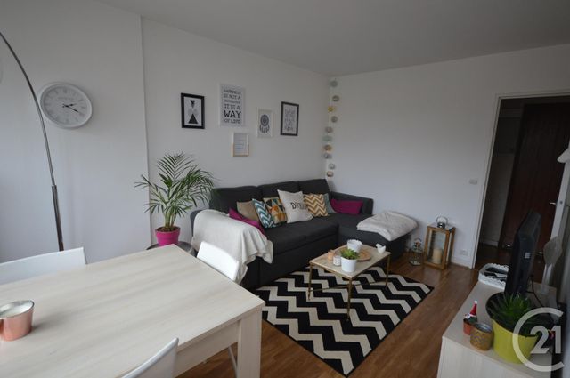 Appartement F2 &agrave; louer - 2 pi&egrave;ces - 50,53 m2 - Orleans - 45 - CENTRE