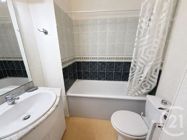 Appartement F1 &agrave; louer - 1 pi&egrave;ce - 25,05 m2 - Orleans - 45 - CENTRE