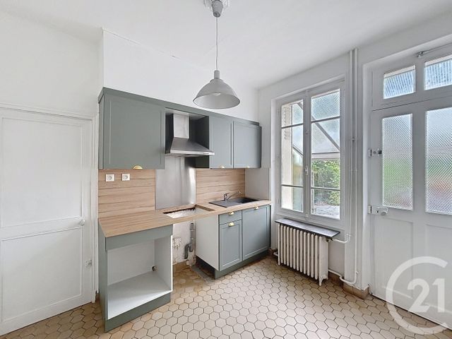 Maison &agrave; louer - 4 pi&egrave;ces - 92,58 m2 - Semoy - 45 - CENTRE