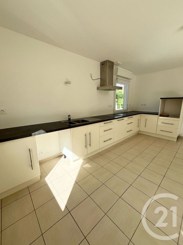 Maison &agrave; louer - 3 pi&egrave;ces - 97,22 m2 - Olivet - 45 - CENTRE