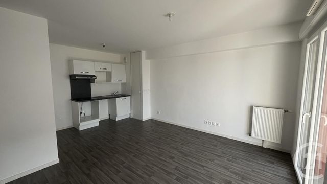 Appartement F2 à louer LA CHAPELLE ST MESMIN