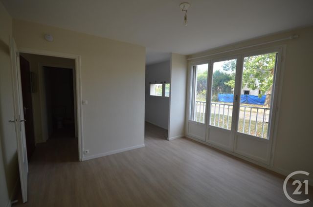 Appartement Studio &agrave; louer - 1 pi&egrave;ce - 26,44 m2 - St Jean De Braye - 45 - CENTRE