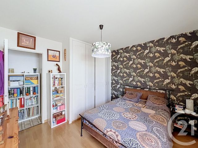 Appartement T4 &agrave; vendre - 4 pi&egrave;ces - 75,35 m2 - St Jean De La Ruelle - 45 - CENTRE