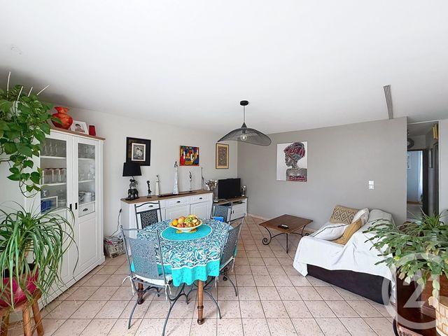 Appartement T4 &agrave; vendre - 4 pi&egrave;ces - 75,35 m2 - St Jean De La Ruelle - 45 - CENTRE