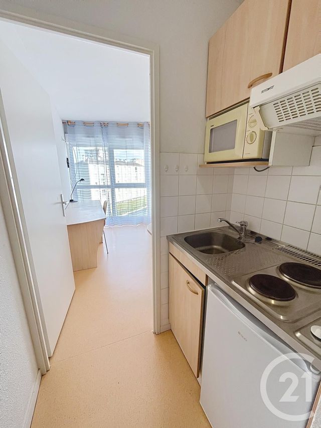 Appartement F1 &agrave; louer - 1 pi&egrave;ce - 18,05 m2 - Orleans - 45 - CENTRE
