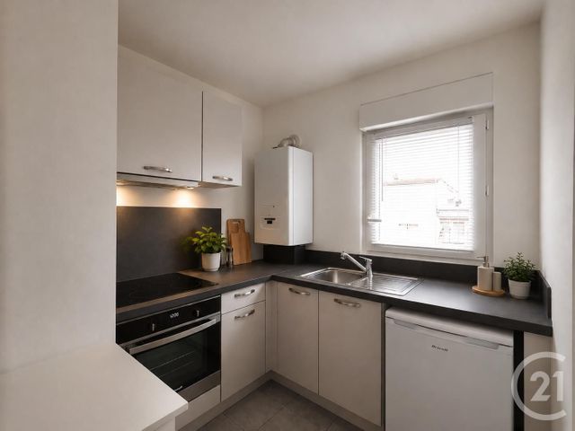 Appartement F1 &agrave; vendre - 1 pi&egrave;ce - 30,27 m2 - La Chapelle St Mesmin - 45 - CENTRE