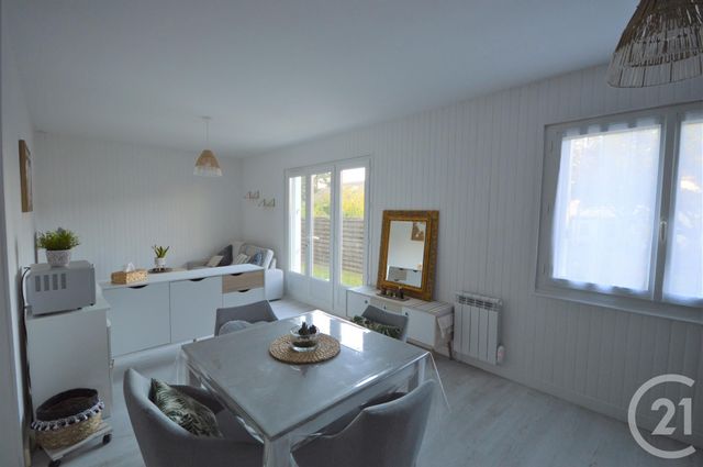 Maison &agrave; louer - 2 pi&egrave;ces - 43 m2 - Saran - 45 - CENTRE