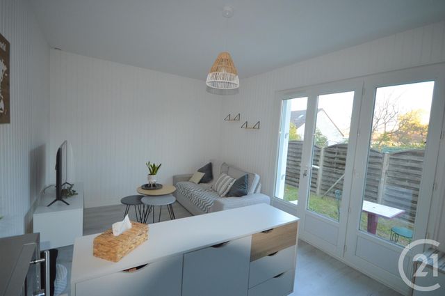 Maison &agrave; louer - 2 pi&egrave;ces - 43 m2 - Saran - 45 - CENTRE