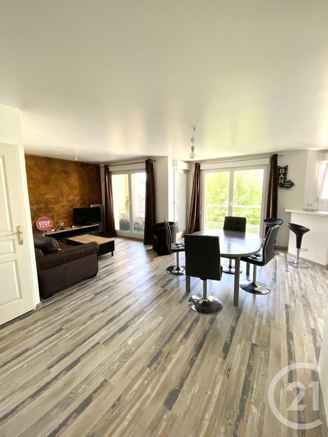 Appartement F3 &agrave; louer - 3 pi&egrave;ces - 73,10 m2 - Orleans - 45 - CENTRE
