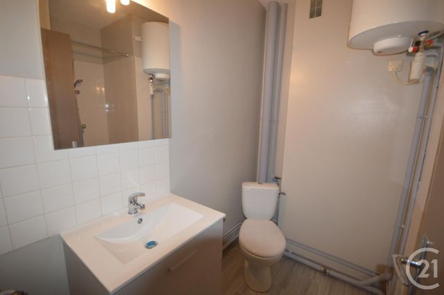 Appartement F1 &agrave; louer - 1 pi&egrave;ce - 16,39 m2 - Orleans - 45 - CENTRE