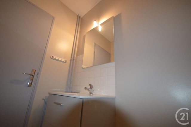 Appartement F1 &agrave; louer - 1 pi&egrave;ce - 16,39 m2 - Orleans - 45 - CENTRE