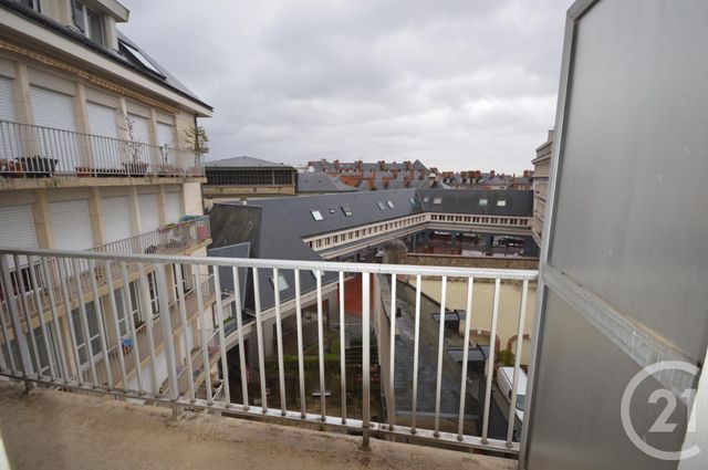 Appartement F1 &agrave; louer - 1 pi&egrave;ce - 16,39 m2 - Orleans - 45 - CENTRE