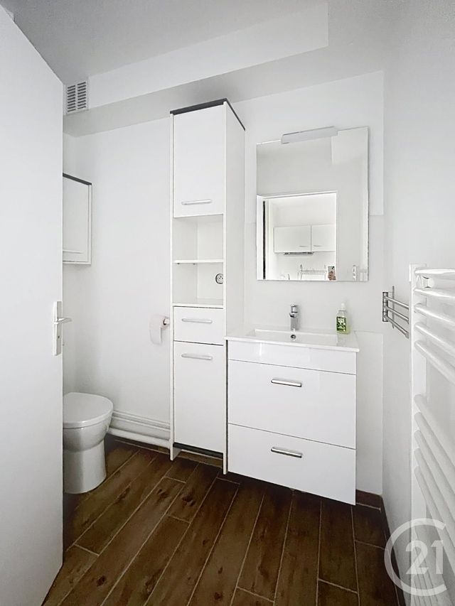 Appartement F1 &agrave; louer - 1 pi&egrave;ce - 19,79 m2 - Orleans - 45 - CENTRE