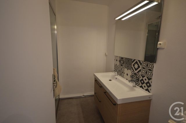 Appartement F2 &agrave; louer - 2 pi&egrave;ces - 68,71 m2 - Orleans - 45 - CENTRE