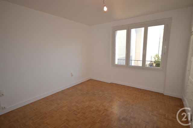 Appartement F2 &agrave; louer - 2 pi&egrave;ces - 68,71 m2 - Orleans - 45 - CENTRE
