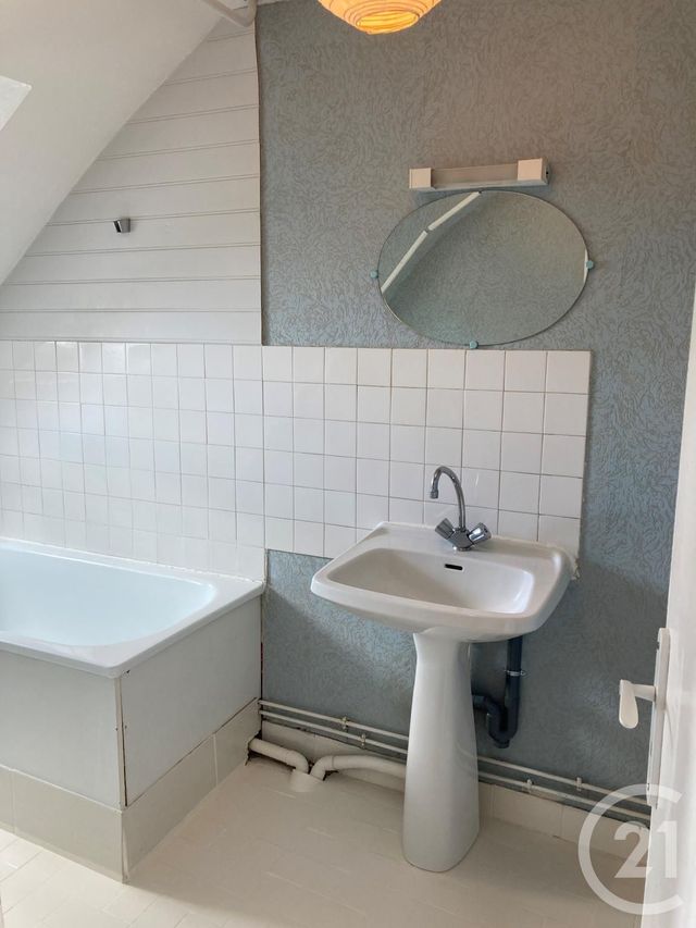 Appartement F1 &agrave; louer - 1 pi&egrave;ce - 19,27 m2 - Orleans - 45 - CENTRE
