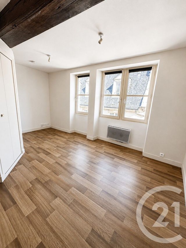 Appartement Studio &agrave; louer - 1 pi&egrave;ce - 19 m2 - Orleans - 45 - CENTRE
