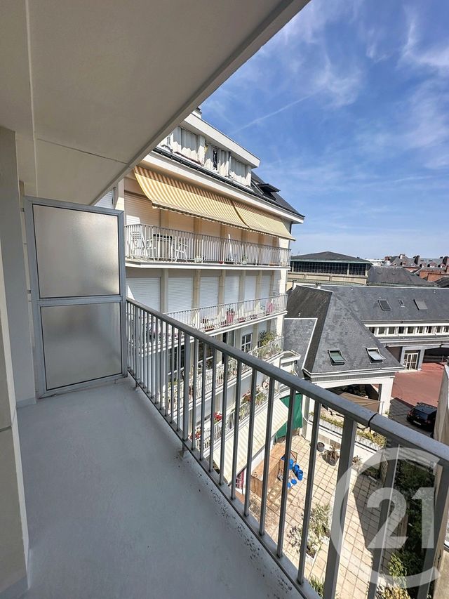 Appartement F1 &agrave; louer - 1 pi&egrave;ce - 16,39 m2 - Orleans - 45 - CENTRE