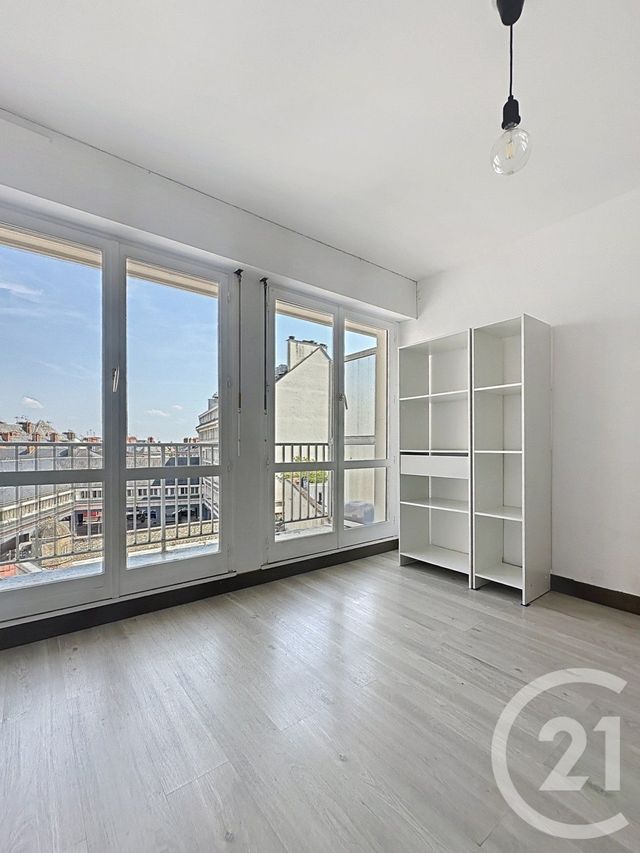 Appartement F1 &agrave; louer - 1 pi&egrave;ce - 16,39 m2 - Orleans - 45 - CENTRE