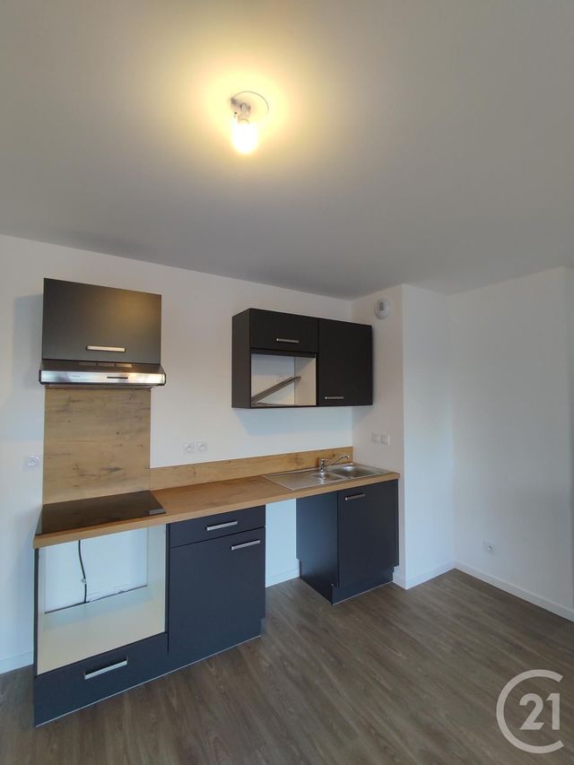 Appartement F3 &agrave; louer - 3 pi&egrave;ces - 57,93 m2 - Orleans - 45 - CENTRE
