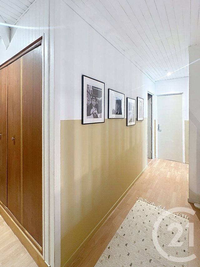 Maison &agrave; louer - 8 pi&egrave;ces - 150,33 m2 - Orleans - 45 - CENTRE