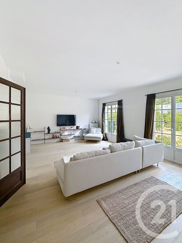 Maison &agrave; louer - 8 pi&egrave;ces - 150,33 m2 - Orleans - 45 - CENTRE