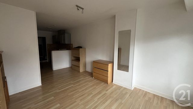 Appartement Studio &agrave; louer - 1 pi&egrave;ce - 26,48 m2 - Orleans - 45 - CENTRE