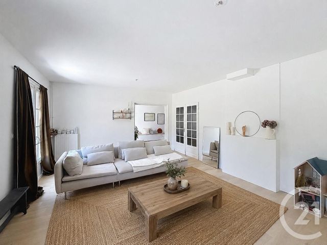 Maison &agrave; louer - 8 pi&egrave;ces - 150,33 m2 - Orleans - 45 - CENTRE