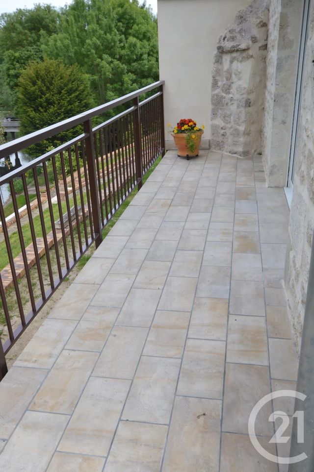 Appartement Studio &agrave; louer - 1 pi&egrave;ce - 31,63 m2 - Olivet - 45 - CENTRE