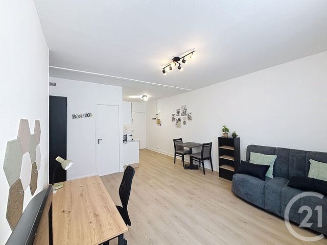 Appartement F1 &agrave; louer - 1 pi&egrave;ce - 28,56 m2 - Orleans - 45 - CENTRE