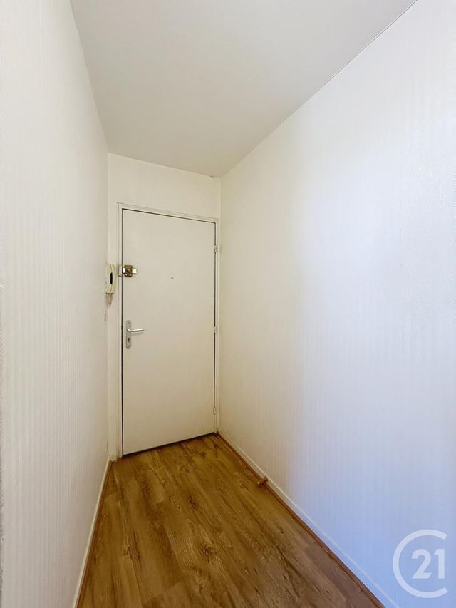 Appartement Studio &agrave; louer - 1 pi&egrave;ce - 19 m2 - Orleans - 45 - CENTRE