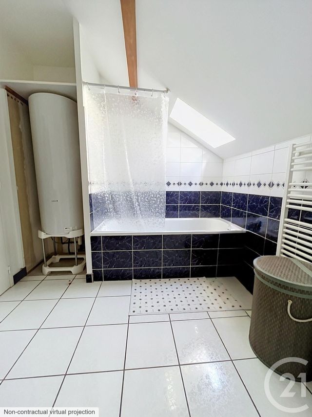 Maison &agrave; louer - 3 pi&egrave;ces - 83,83 m2 - Ingre - 45 - CENTRE