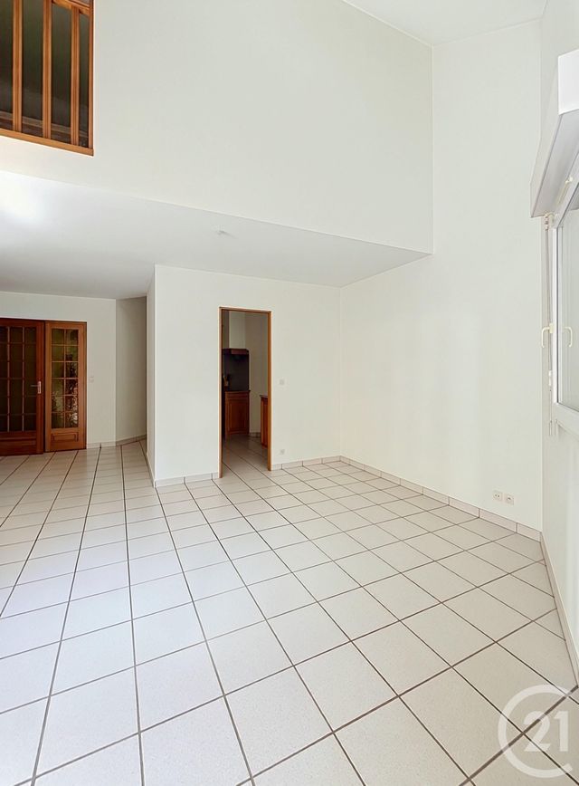 Maison &agrave; louer - 3 pi&egrave;ces - 83,83 m2 - Ingre - 45 - CENTRE
