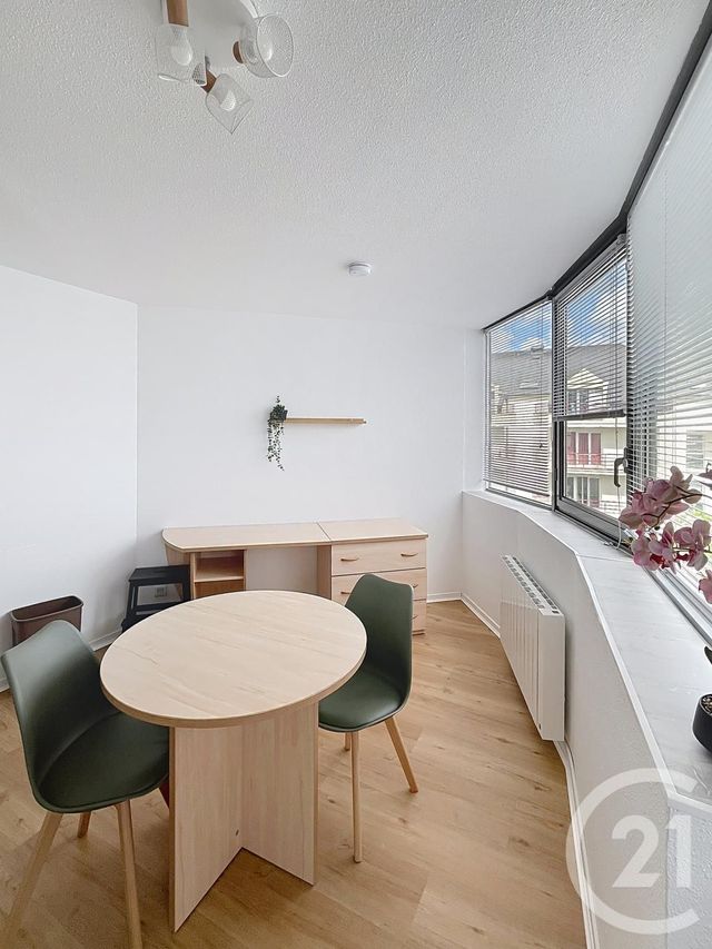 Appartement F1 &agrave; louer - 1 pi&egrave;ce - 27,52 m2 - Orleans - 45 - CENTRE
