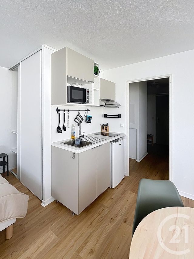 Appartement F1 &agrave; louer - 1 pi&egrave;ce - 27,52 m2 - Orleans - 45 - CENTRE
