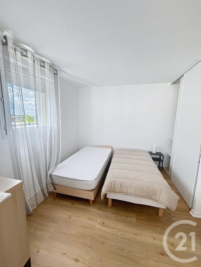 Appartement F1 &agrave; louer - 1 pi&egrave;ce - 27,52 m2 - Orleans - 45 - CENTRE