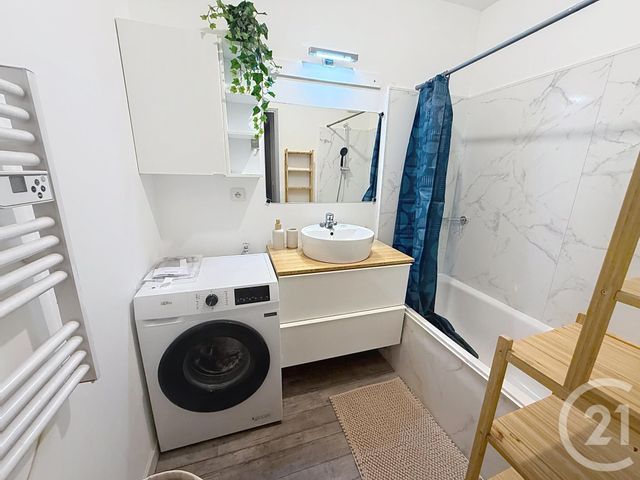 Appartement F3 &agrave; louer - 3 pi&egrave;ces - 54 m2 - Orleans - 45 - CENTRE