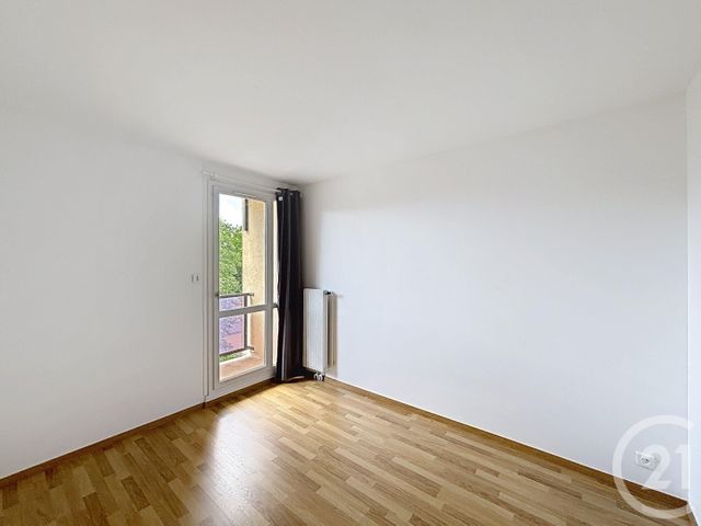Appartement F4 &agrave; louer - 4 pi&egrave;ces - 108,95 m2 - Orleans - 45 - CENTRE