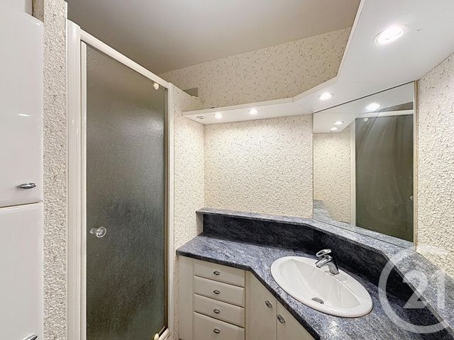 Appartement F4 &agrave; louer - 4 pi&egrave;ces - 108,95 m2 - Orleans - 45 - CENTRE