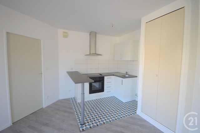 Appartement F2 &agrave; louer - 2 pi&egrave;ces - 39,53 m2 - Orleans - 45 - CENTRE