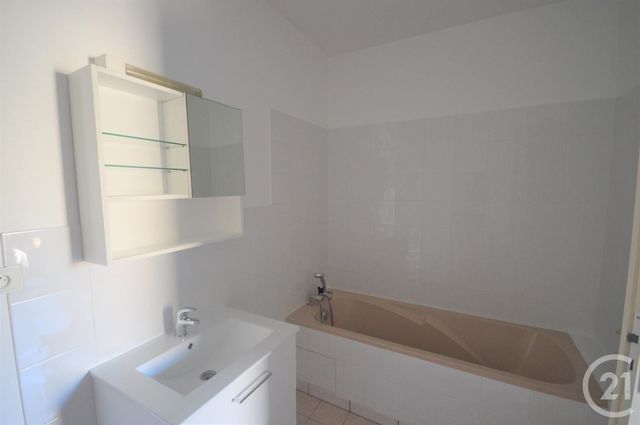 Appartement F2 &agrave; louer - 2 pi&egrave;ces - 39,53 m2 - Orleans - 45 - CENTRE