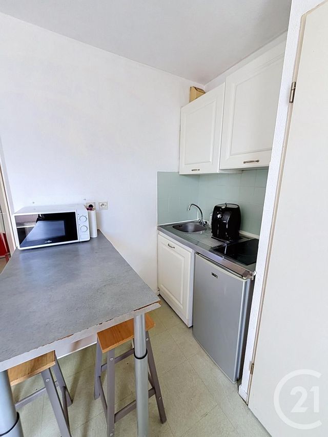 Appartement F1 &agrave; louer - 1 pi&egrave;ce - 19,26 m2 - Orleans - 45 - CENTRE