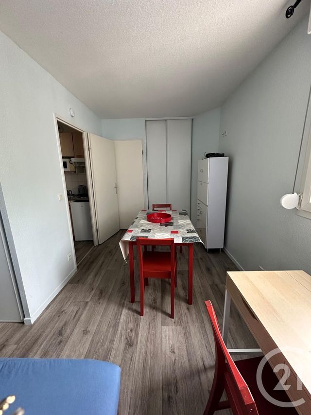 Appartement Studio &agrave; louer - 1 pi&egrave;ce - 19 m2 - Orleans - 45 - CENTRE