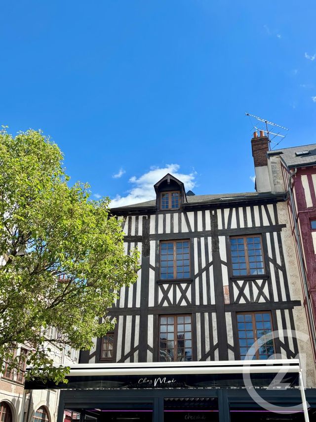 Appartement F3 &agrave; louer - 3 pi&egrave;ces - 74 m2 - Orleans - 45 - CENTRE