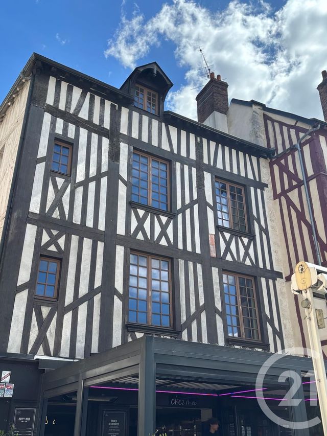 Appartement F3 &agrave; louer - 3 pi&egrave;ces - 74 m2 - Orleans - 45 - CENTRE