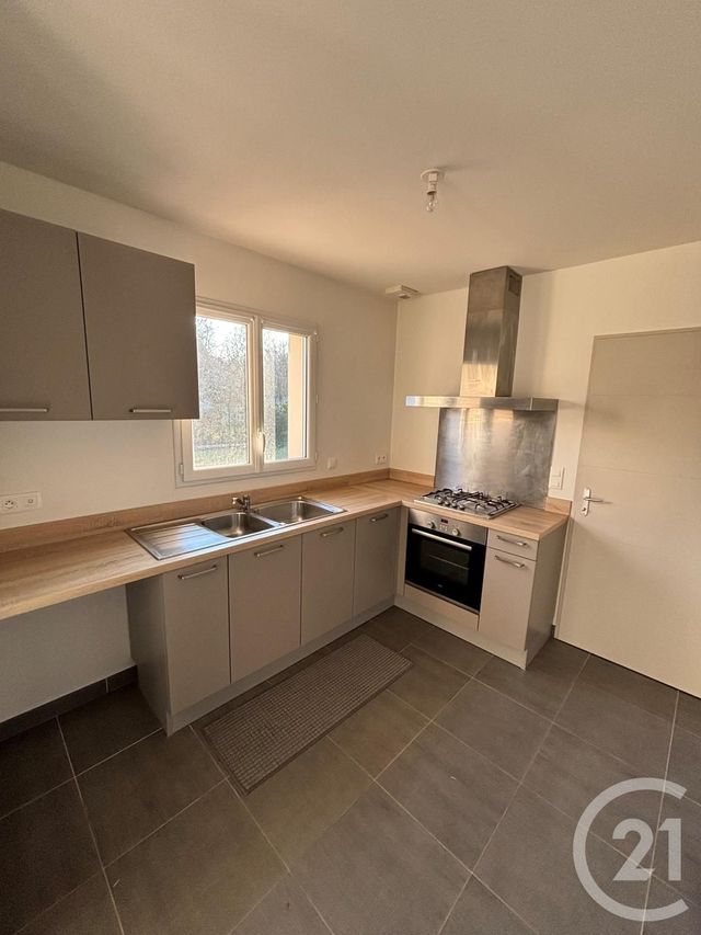 Maison &agrave; louer - 4 pi&egrave;ces - 103,40 m2 - Ormes - 45 - CENTRE